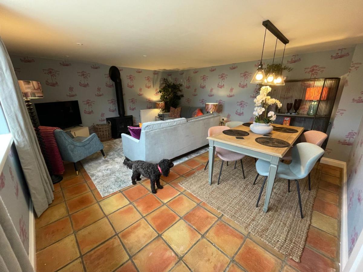 No33 Woodlands Boutique Heacham